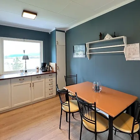Midt I Lofoten Alstad